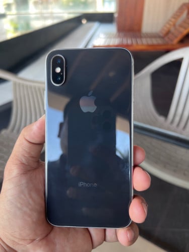 iPhone x 64gb