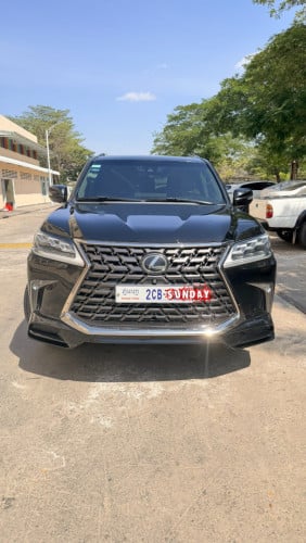 Lexus LX570 2018 ម្ចាស់ផ្ទាល់ ស៊ីនទាំងកាង