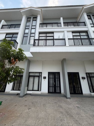 New house with full furniture for sale