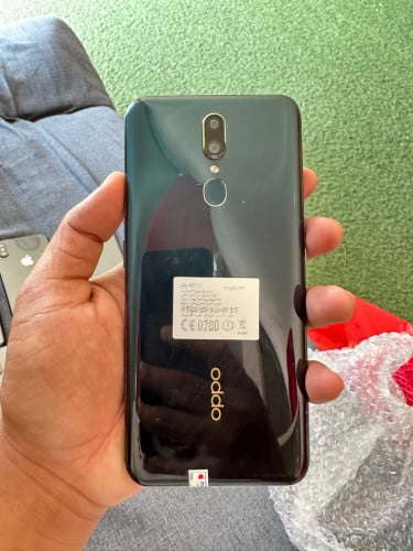 Oppo F11 Ram8 256g សំនុំស្អាតស្ទេីតួតិចទេតែតម្លៃអេមប្រេីលឿនថ្មកាន់