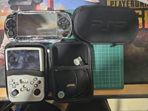 PSP+R36S (can trade with PSVITA)
