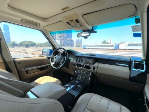 RANGE ROVER VOGUE AUTOBIOGRAPHY (អប់សិនពិសេស)