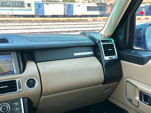 RANGE ROVER VOGUE AUTOBIOGRAPHY (អប់សិនពិសេស)