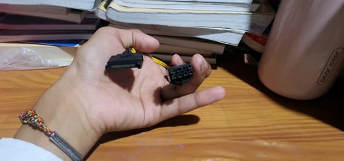 sata to 8pin adapter