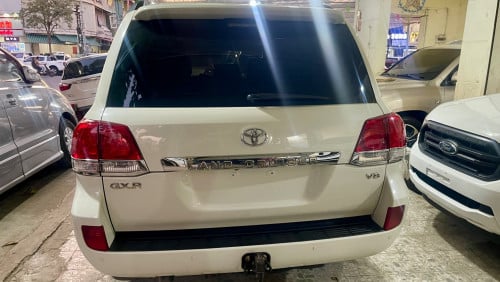 Toyota Land Cruiser 2008 V8 gasoline  urgent sale!!!