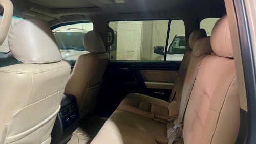 Toyota Land Cruiser 2008 V8 gasoline  urgent sale!!!