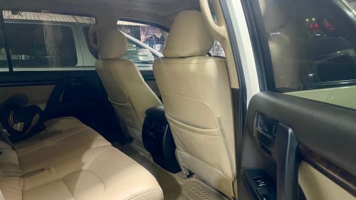 Toyota Land Cruiser 2008 V8 gasoline  urgent sale!!!