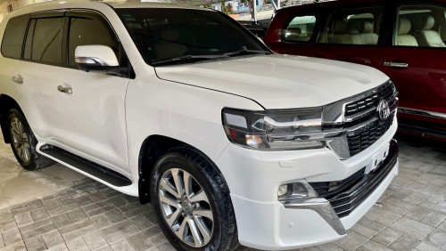 Toyota Land Cruiser GXR V6 urgent sale!!!