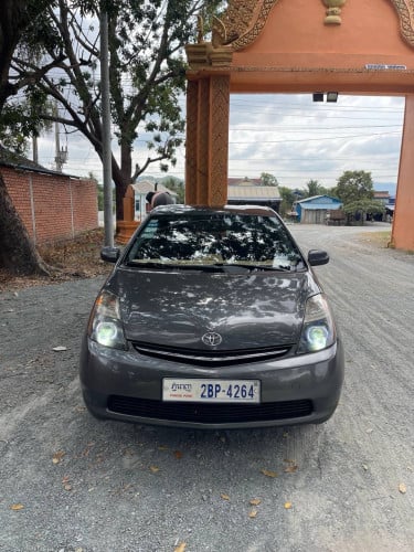 Toyota Prius 2007 ពាក់កណ្ដាលហ្វូល​ ឡានស្អាត​ អាគុយabsនៅល្អ