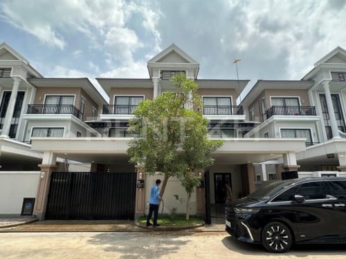 Twin Villa for rent near Aeon3 Mean Chey Mall