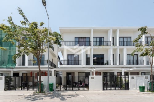 Vila Kon kat for sell at Borey Chnakiri