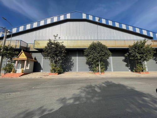 Warehouse for Sale in Russey Keo