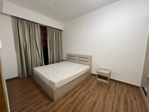 ខុនដូជួលទីតាំងបាក់ទូក