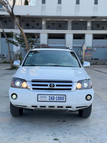 ឡានលក់ថ្មីណាស់បងប្អូន