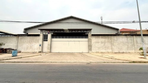 ឃ្លាំងសម្រាប់លក់ នៅឃ្មួញ-ខណ្ឌសែនសុខ