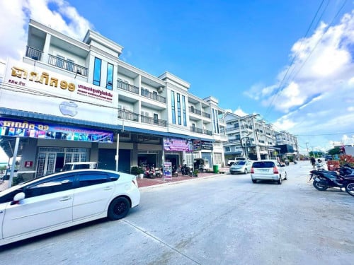 សួស្ដីបងប្អូនផ្ទះលក់ប្រញ៉ាប់លុយអាជីវកម្មនៅលេីផ្លូវរដ្ឋឌែលក្បែរប៊ែលធីសាខាផ្សារទួលពង្រ