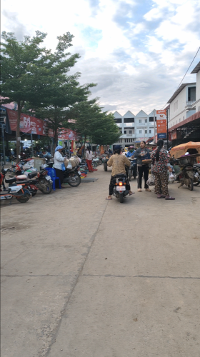 ទីតាំងផ្សារព្រៃវែង ផ្ទះនៅជាប់ផ្សារ