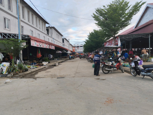 ទីតាំងផ្សារព្រៃវែង ផ្ទះនៅជាប់ផ្សារ