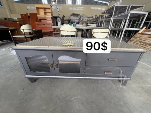 ទូរក្បាលគ្រែ