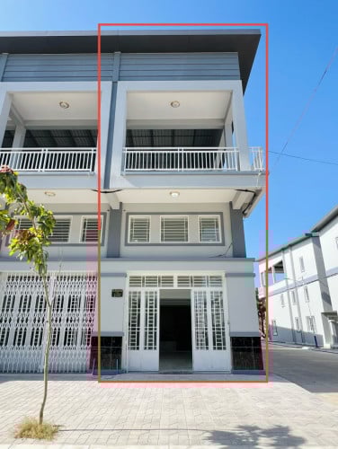 ផ្ទះកែងសង់ហើយ100%