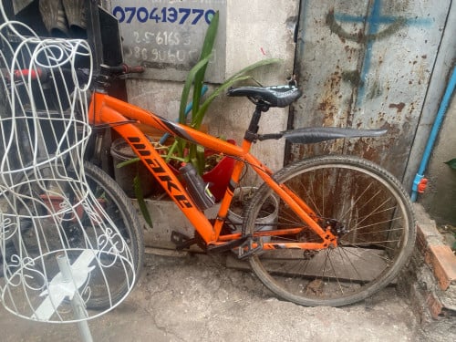 កង់ 120$  ឆ្អឹងតាំងអាវ រូបស្រីៗ 15$. ចង់បានខល @ PP 070 413 770