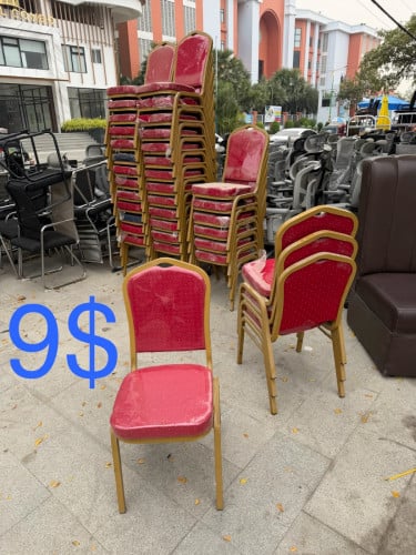 មាន1200កៅអី