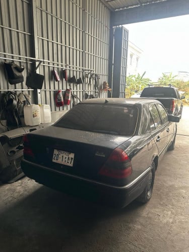 ឡាន​លក់​ឆ្នាំ​ 1996 C 220 មាន​ពន្ធ​ត្រឹមត្រូវ​តែ​ដេអត់​ឆេះ មាន​ភ្លើង​ធម្មតា​ ​សូមអរគុណ​