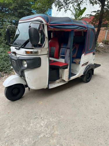 កង់បីលក់ ឆ្នាំ2018 ម៉ាស៊ីនល្អ