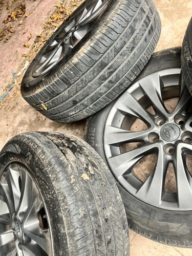 កង់ឡានលក់ថ្មី90%យ៉ាន់ស្អាតថ្នាំសុីនតម្លៃ350$