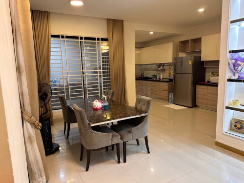 វីឡាភ្លោះ A សម្រាប់ជួល | Twin Villa A for Rent (ដឹស្ដាដាយមិន|The star diamond)