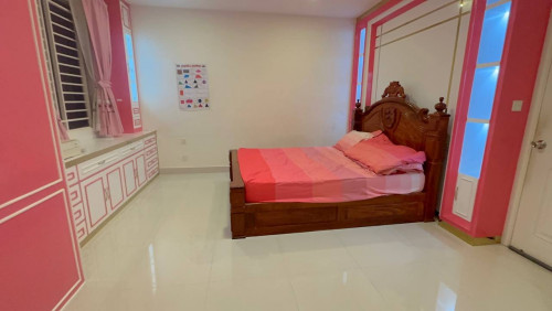 វីឡាភ្លោះ A សម្រាប់ជួល | Twin Villa A for Rent (ដឹស្ដាដាយមិន|The star diamond)