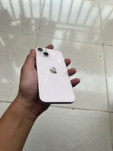 ទូរសព្ទ Iphone 13 128g ថ្មនៅ 79% តម្លៃចរចារបាន