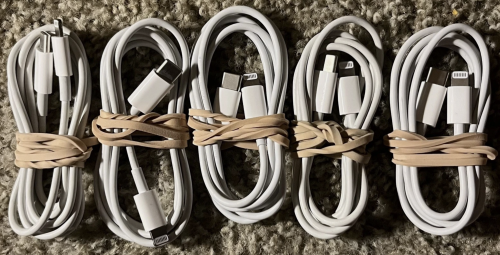 ខ្សែសាក iPhone 14PM ហ្ស៊ីនមួយទឹក ធានា​៣ខែ​លើការប្រើ​ប្រាស់