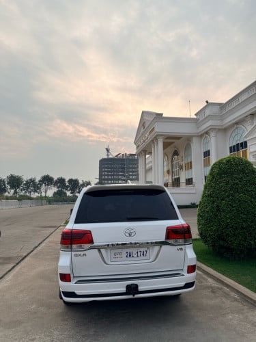 ឡានលក់ Land 2009 :33800$តវ៉ា