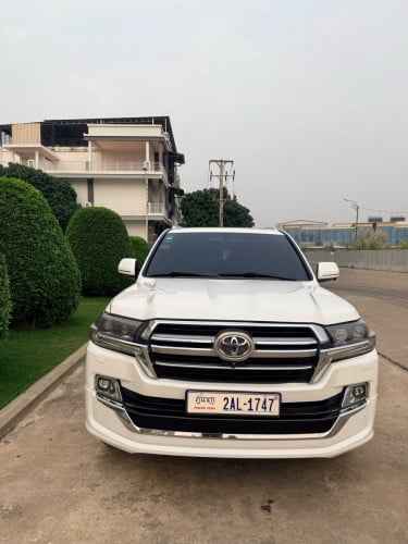 ឡានលក់ Land 2009 :33800$តវ៉ា