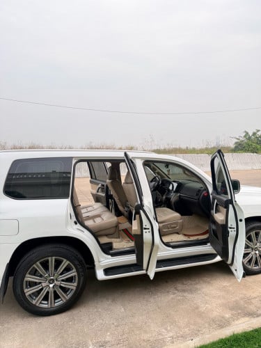 ឡានលក់ Land 2009 :33800$តវ៉ា