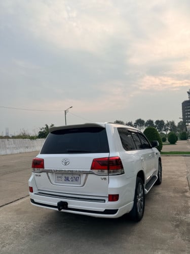 ឡានលក់ Land 2009 :33800$តវ៉ា