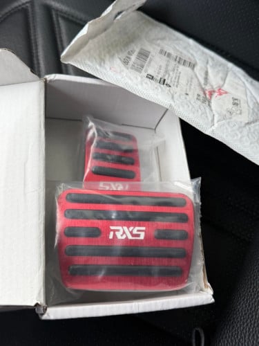 ឈ្នាន់គែឡាន MG RX5 ទិញមកដាក់អត់ត្រូវ លក់វិញ 6$