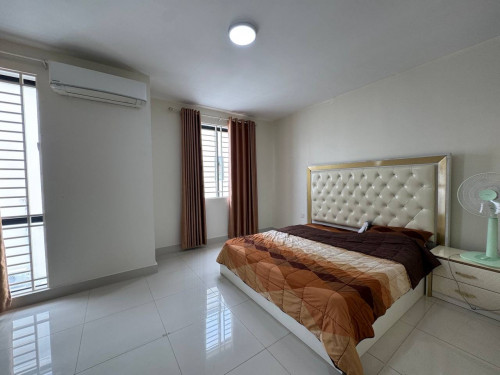 វីឡាភ្លោះ TB សម្រាប់ជួល | Twin Villa TB for Rent (ដឹស្ដាដាយមិន|The star diamond)