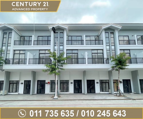 🏘 វីឡាកូនកាត់ (LV) ក្នុងបុរី ប៉េងហួតបឹងស្នោ ត្រូវការលក់បន្ទាន់ខ្លាំង (កូដ: A01-060676)