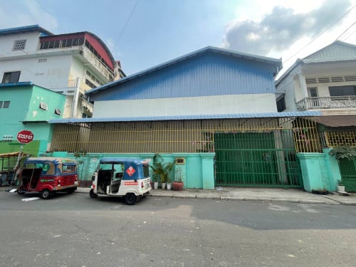 ឃ្លាំងសម្រាប់ជួល នៅសង្កាត់បឹងកេងកង | Warehouse for rent at Sangkat Boeng Keng Kang