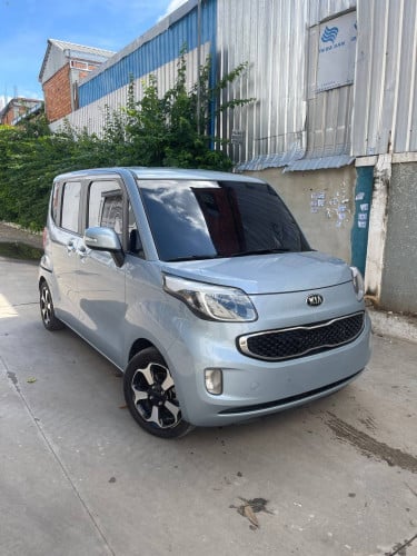 2014 Kia Ray full options ឡានក្រដាសពន្ធ តម្លៃល្អ