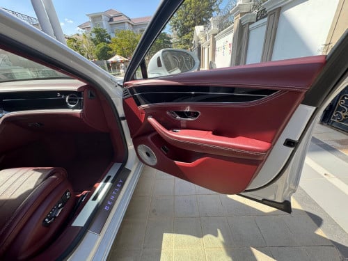 Bentley Flying Spur W12