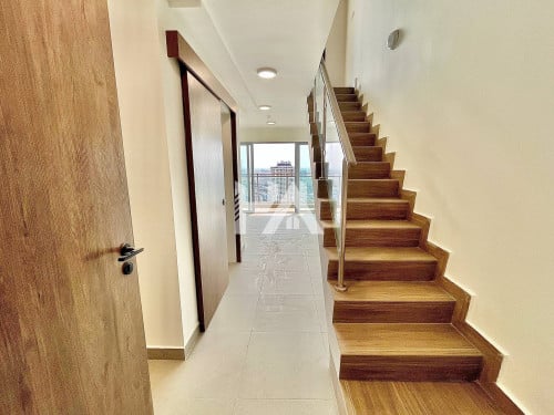 Condo 2 Bedroom 2 bathroom for Sale !