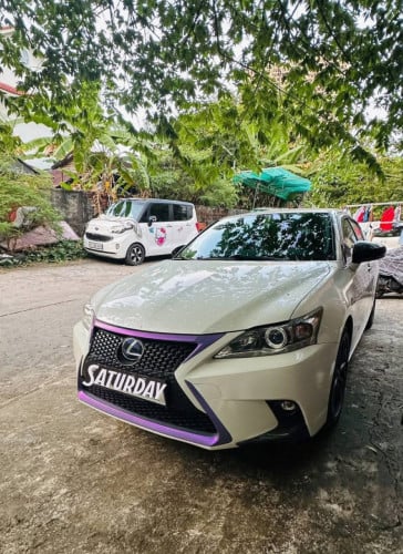 CT 200h 2013 For Rent /出租