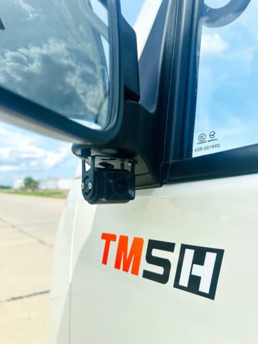 ទទួលកក់ហើយ FOTON TM 1.5T Wingbody ឆ្នាំ២០២៦ (ទូរបើកស្លាប) ចំនួនមានកំណត់