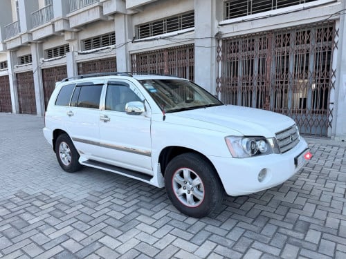 Highlander 02 V6 ប៉ុង2សនុំសុីនម្ចាស់ដេីមទី1រំលស់សុត100%