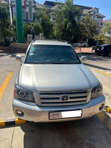 Highlander 2001 For Rent /出租