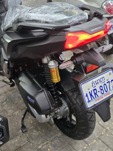 Honda ADV 2023 160cc ក្រុមហ៊ុន