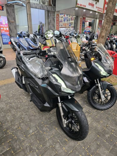 Honda ADV 2023 160cc ក្រុមហ៊ុន